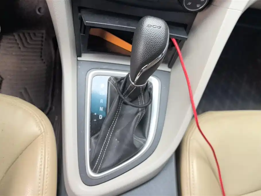 Buick Excelle 2018 — фото 16
