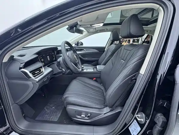 Hongqi H5 2023