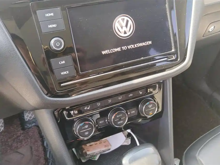 Volkswagen Tiguan L 2019 — фото 13