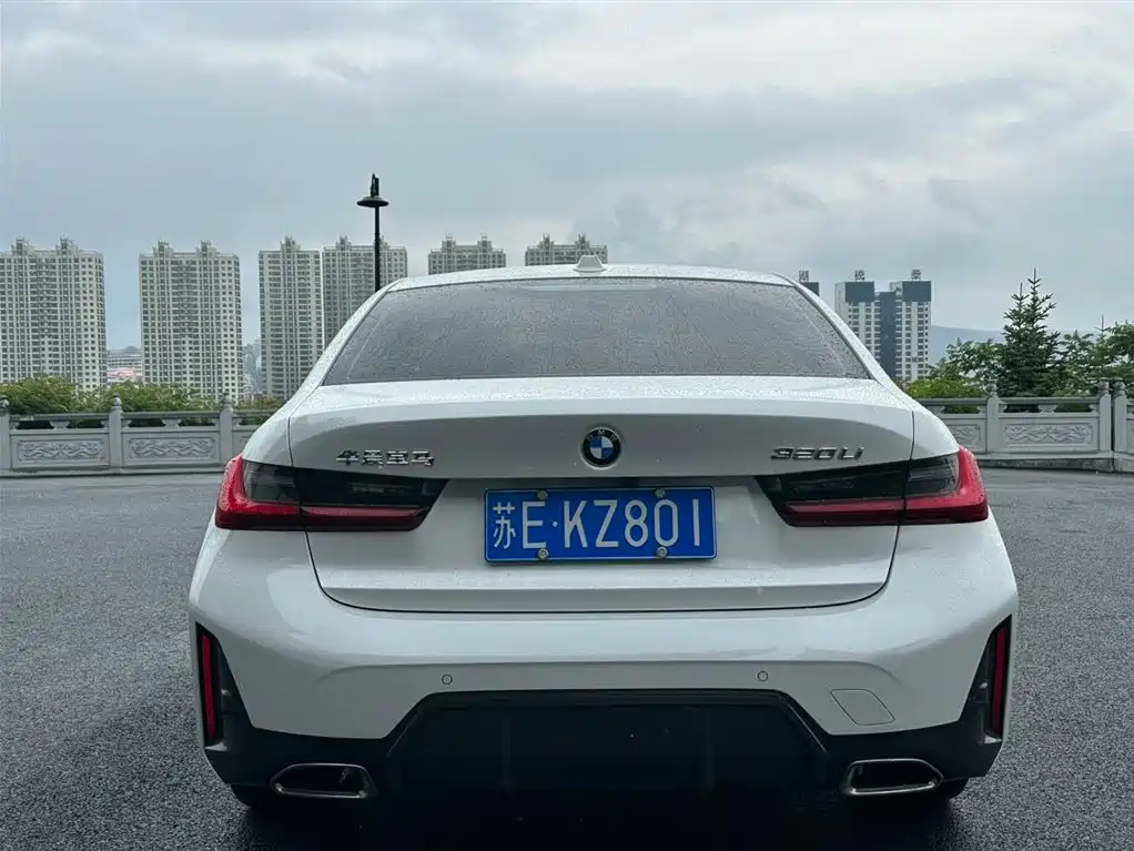 BMW 3 Series 2023