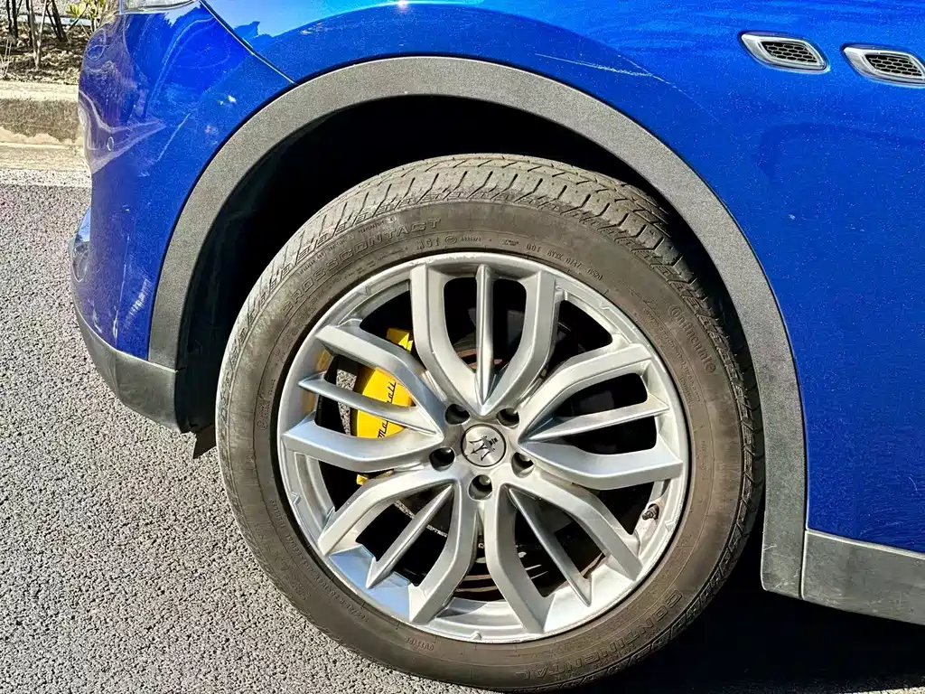 Maserati Levante 2022 — фото 15