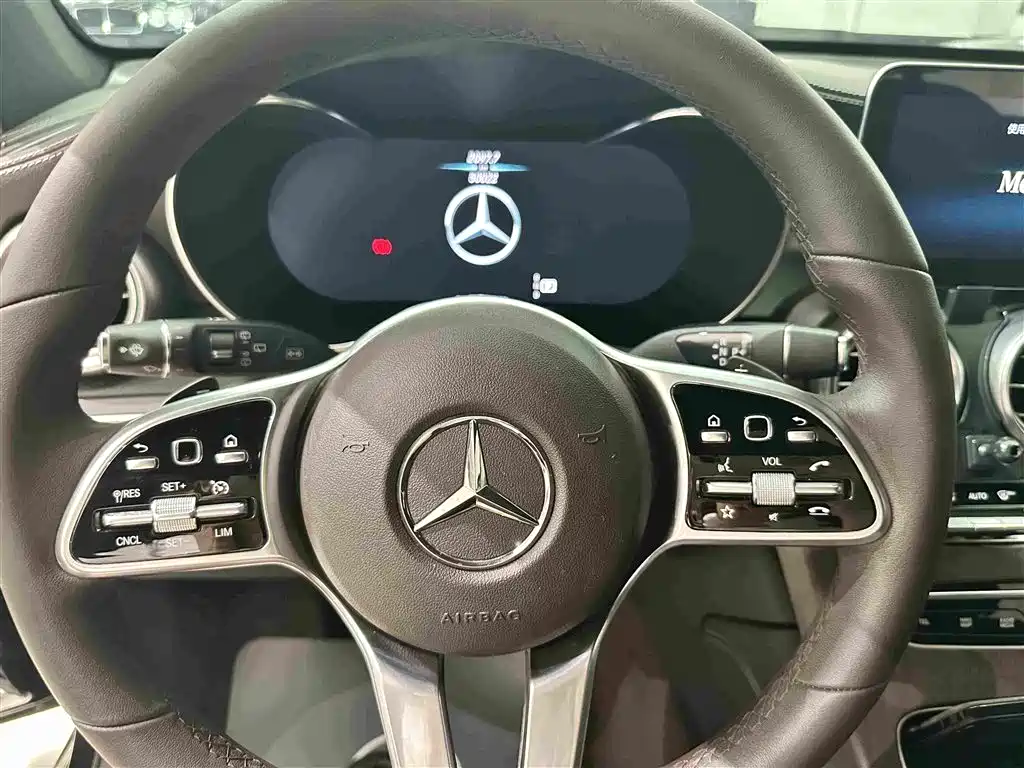 Mercedes-Benz GLC 2020 — фото 12