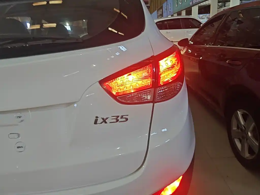 Hyundai ix35 2017 — фото 8