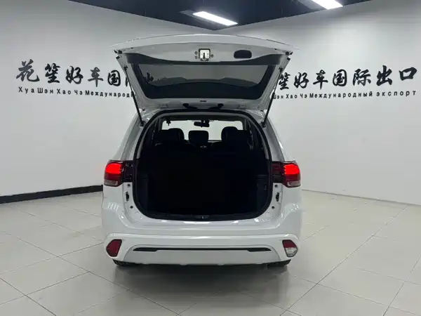 Mitsubishi Outlander 2022