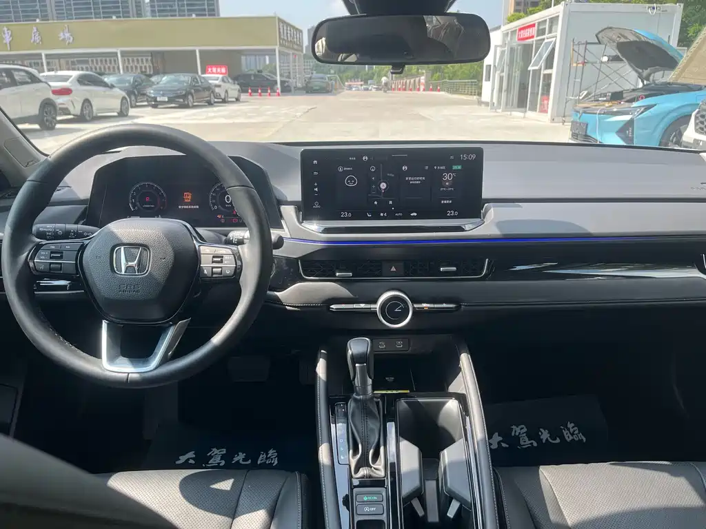 Honda Inspire 2026 — фото 12