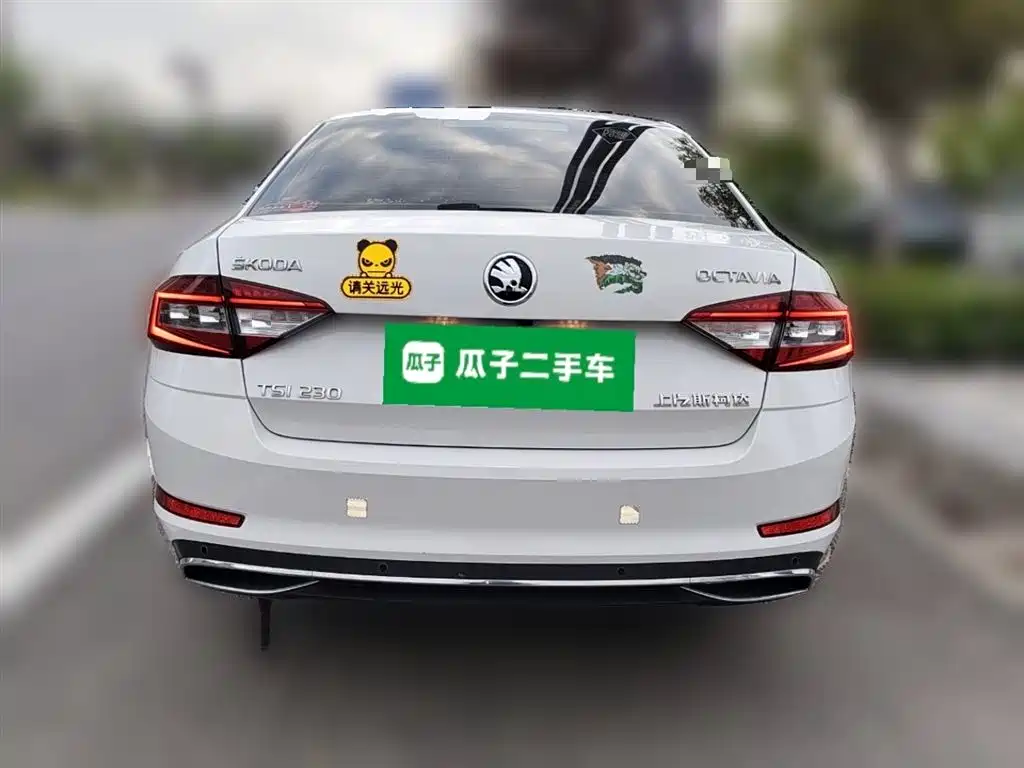 Skoda Octavia 2018 — фото 14