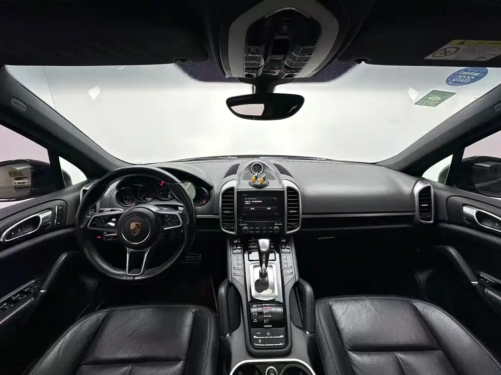 Porsche Cayenne 2017 — фото 4