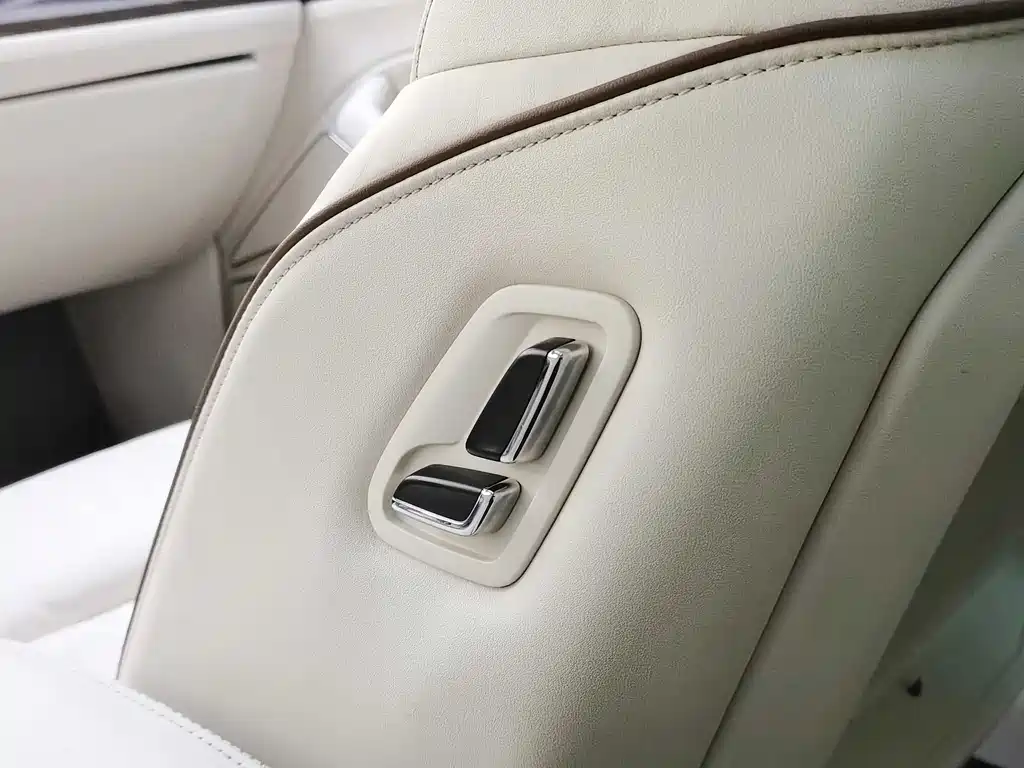 Volkswagen Phideon 2017 — фото 26