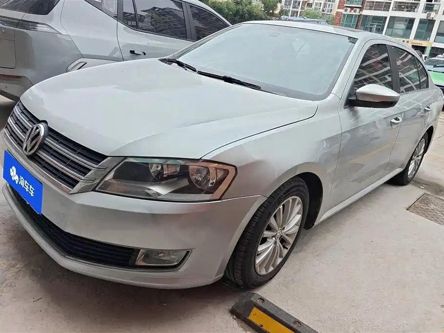 Volkswagen Lavida 2013