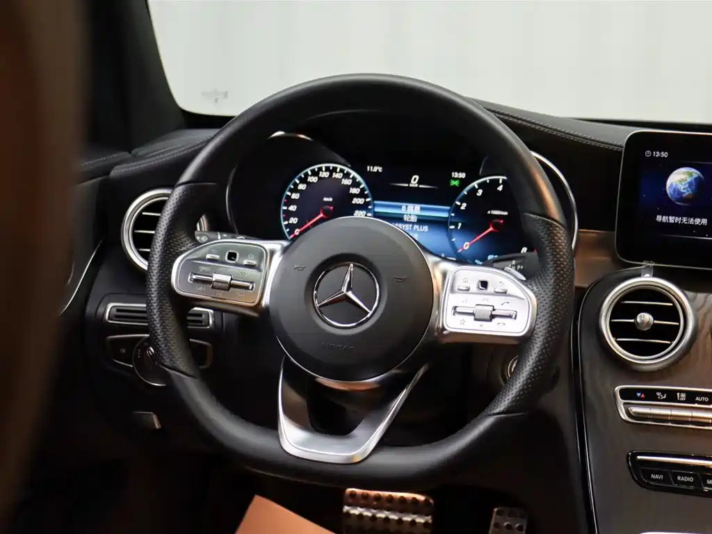 Mercedes-Benz C-Class 2022 — фото 11