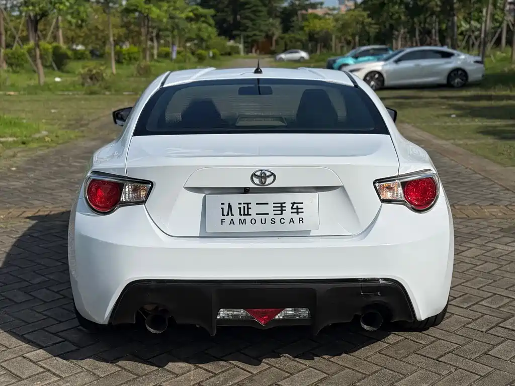 Toyota 86 2014 — фото 19