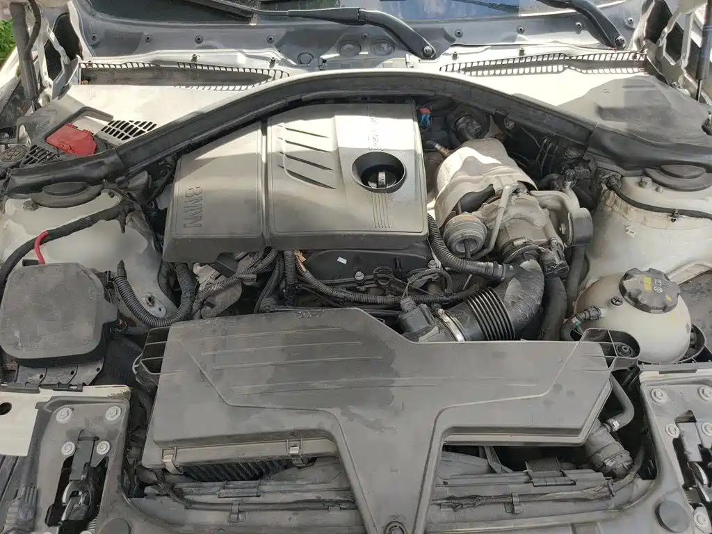 BMW 3 Series 2015 — фото 11