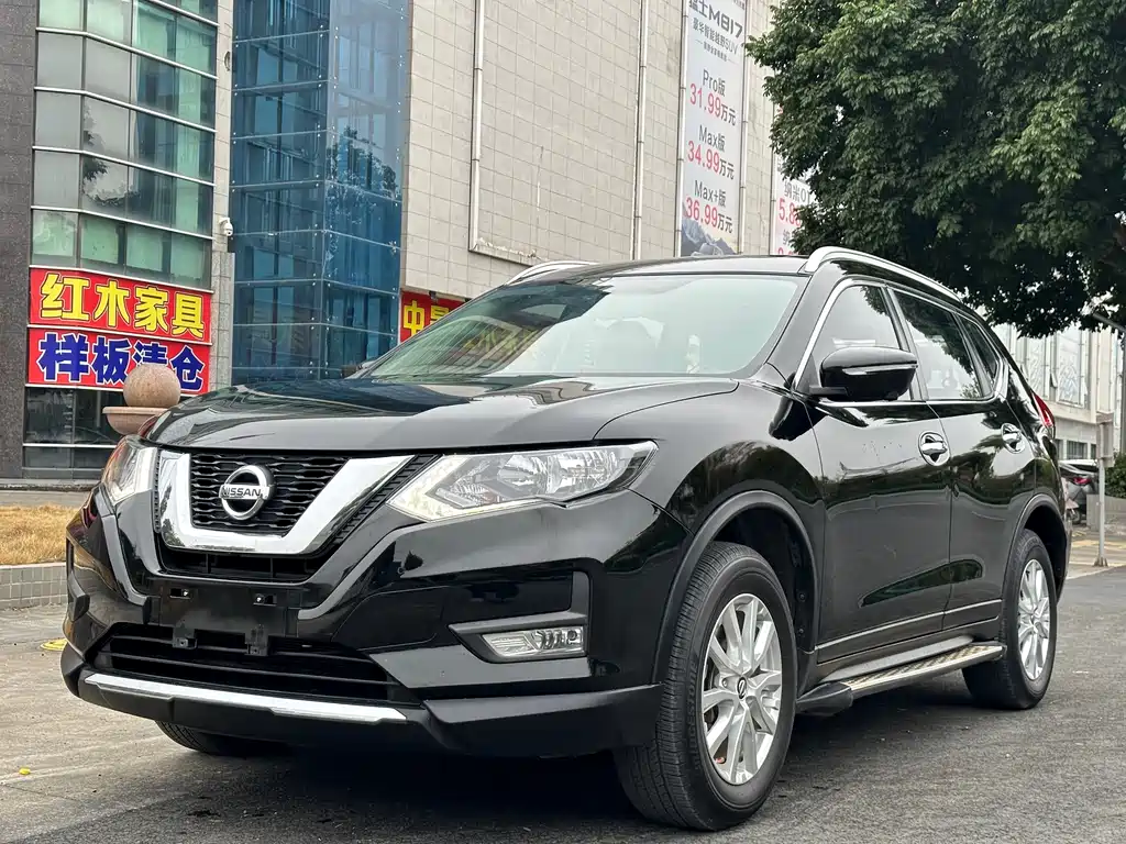 Nissan X-Trail 2018 — фото 1