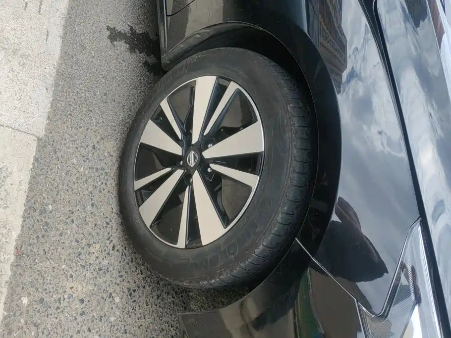 Nissan Teana 2022