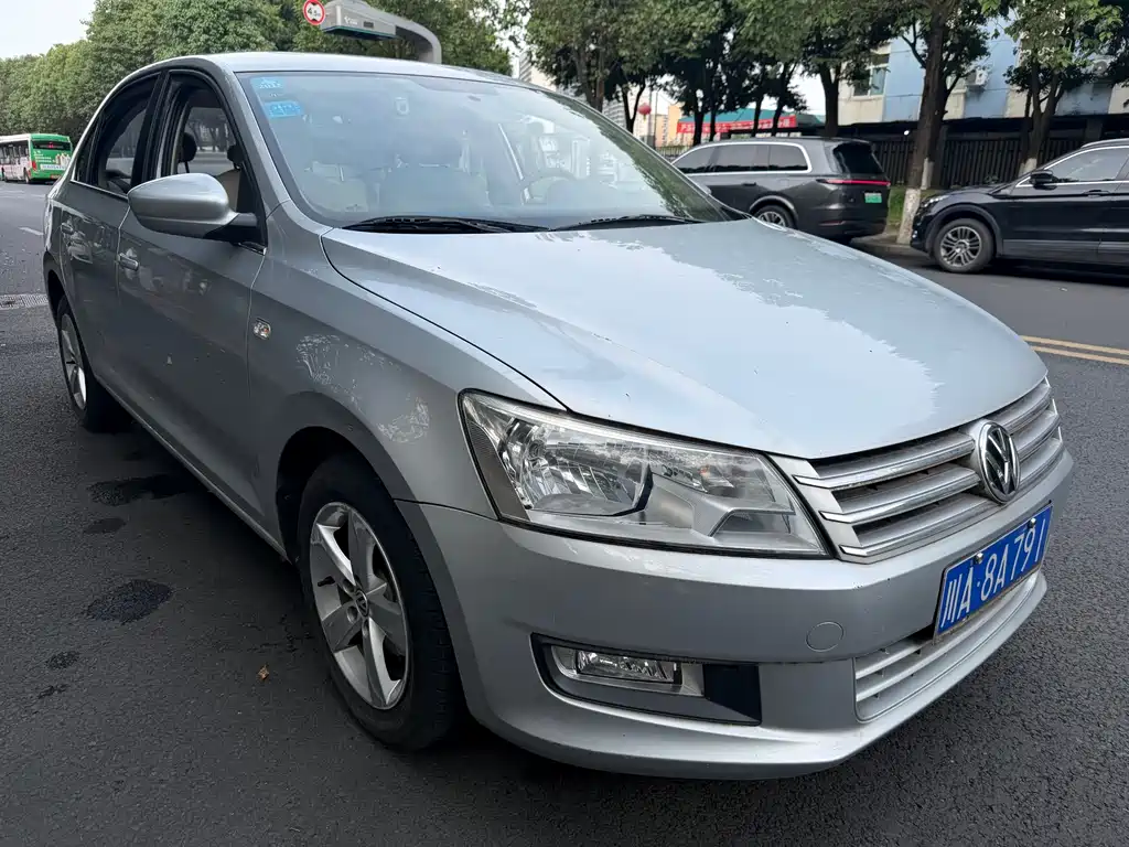 Volkswagen Santana 2013