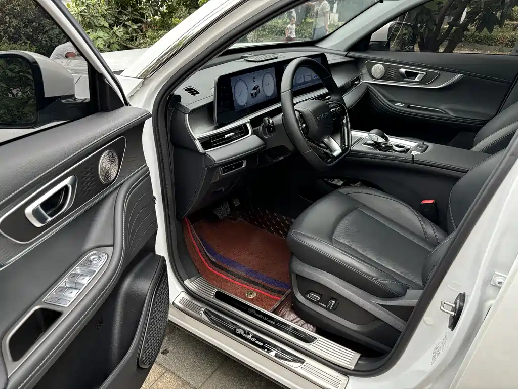 Chery Tiggo 8 PRO 2025 — фото 10