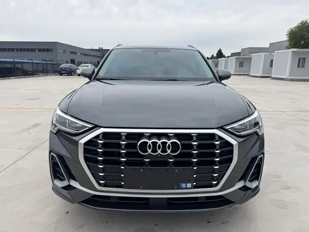 Audi Q3 2023