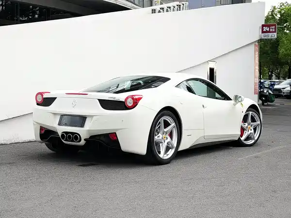 Ferrari 458 2011