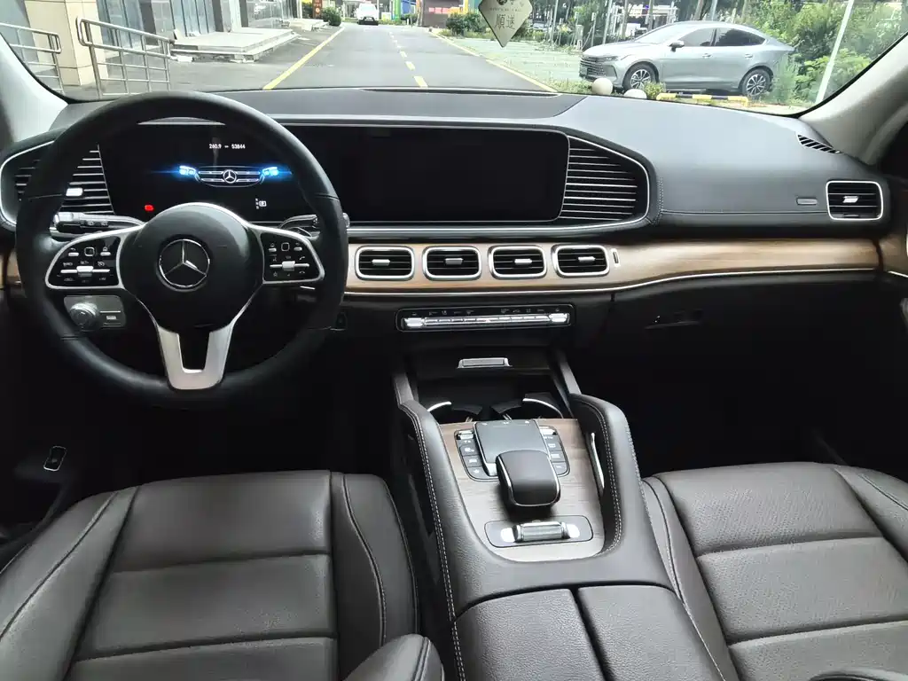 Mercedes-Benz GLE 2021