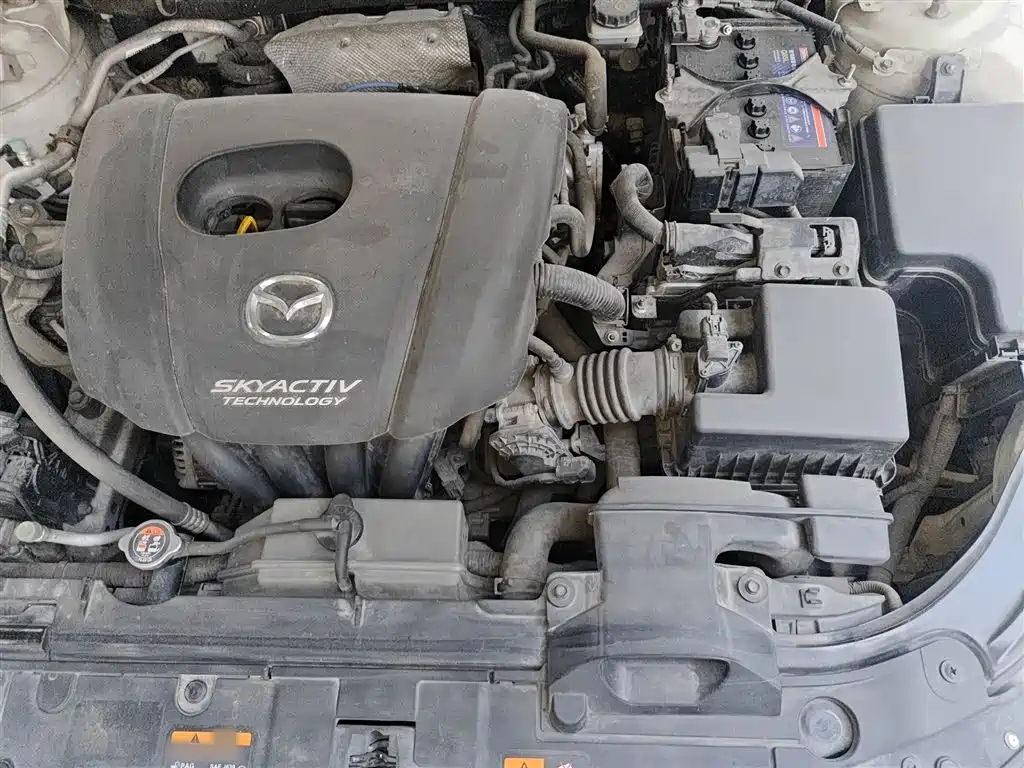 Mazda 3 Axela 2015 — фото 11