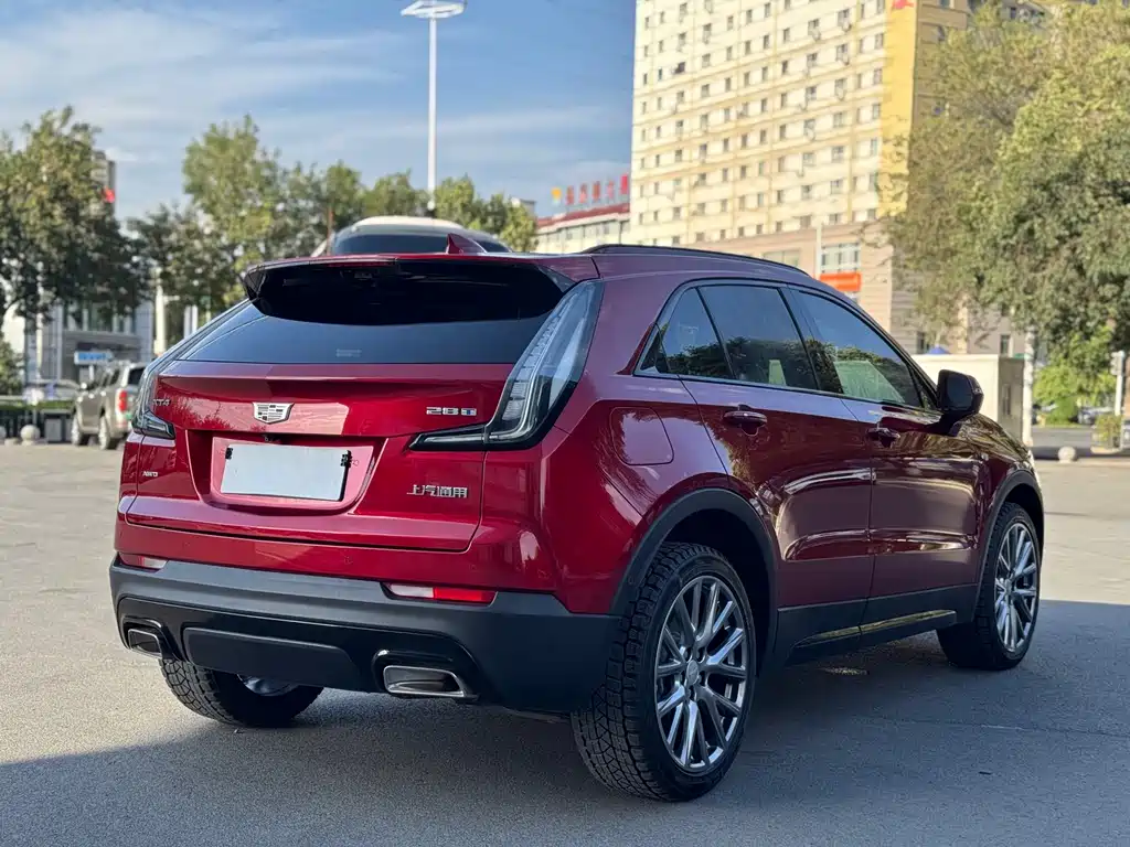 Cadillac XT4 2022 — фото 13