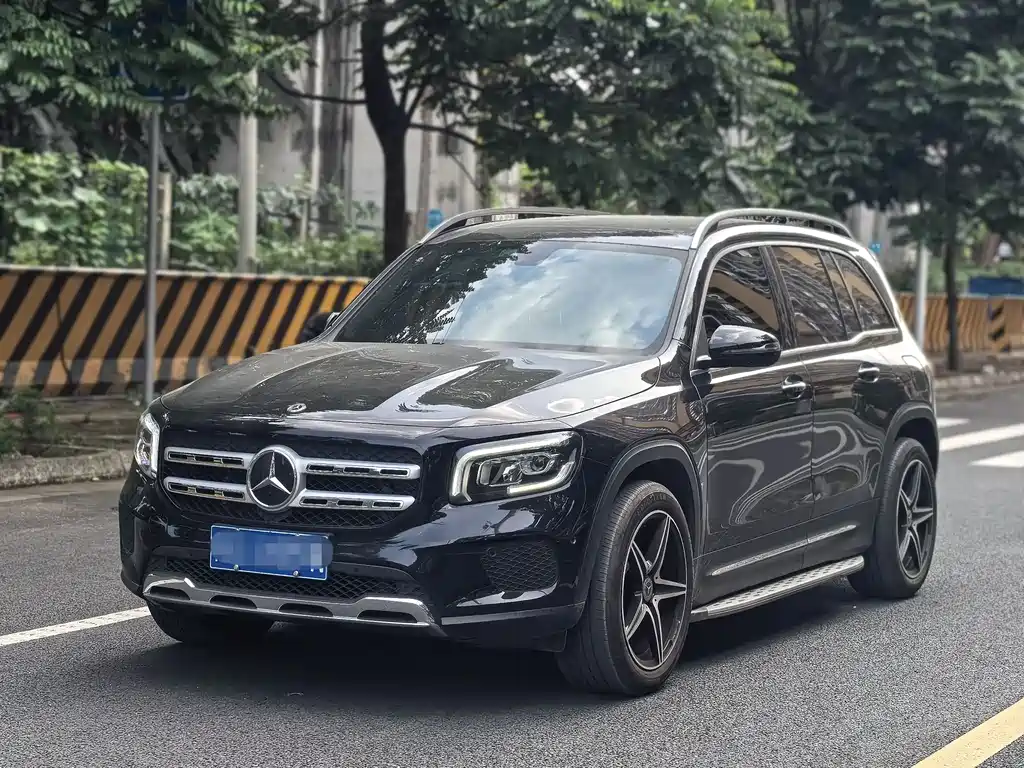 Mercedes-Benz GLB 2022 — фото 1