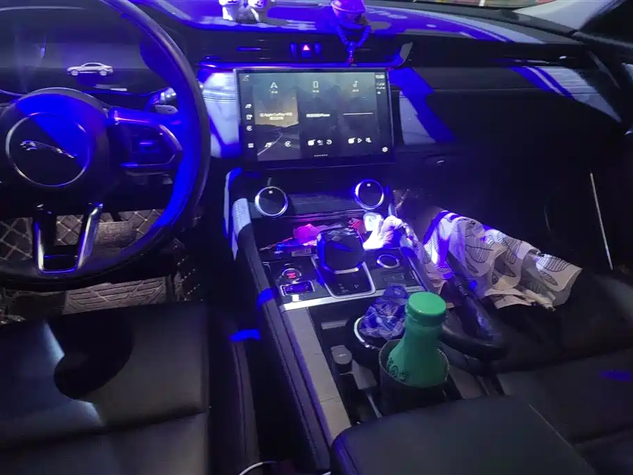 Jaguar XFL 2023 — фото 13