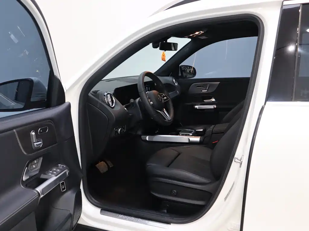 Mercedes-Benz GLB 2021 — фото 14