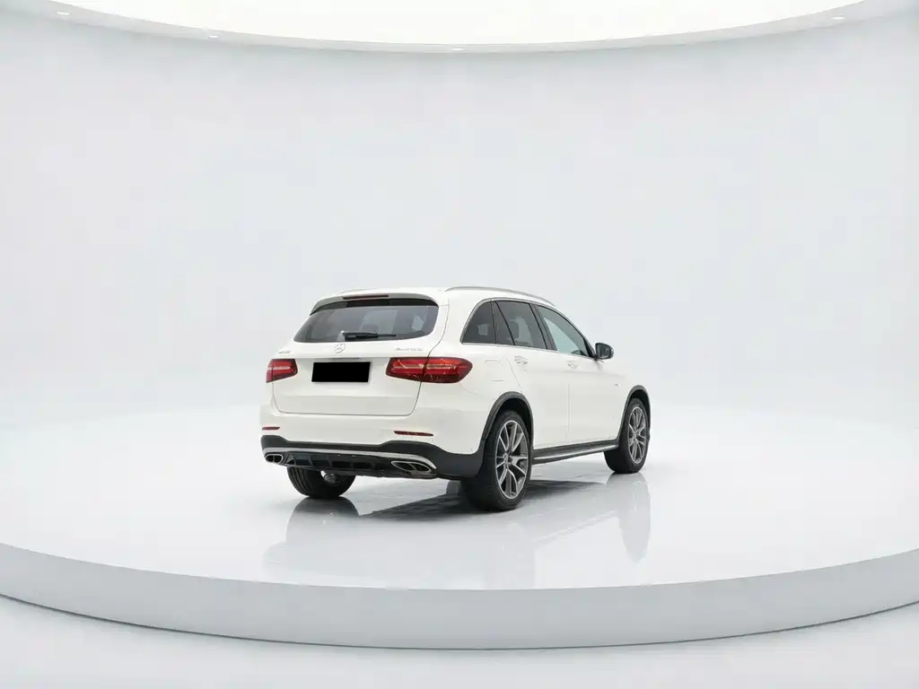 Mercedes-Benz GLC AMG 2018 — фото 5