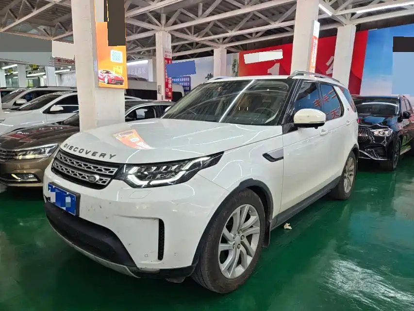 Land Rover Discovery 2018 — фото 1