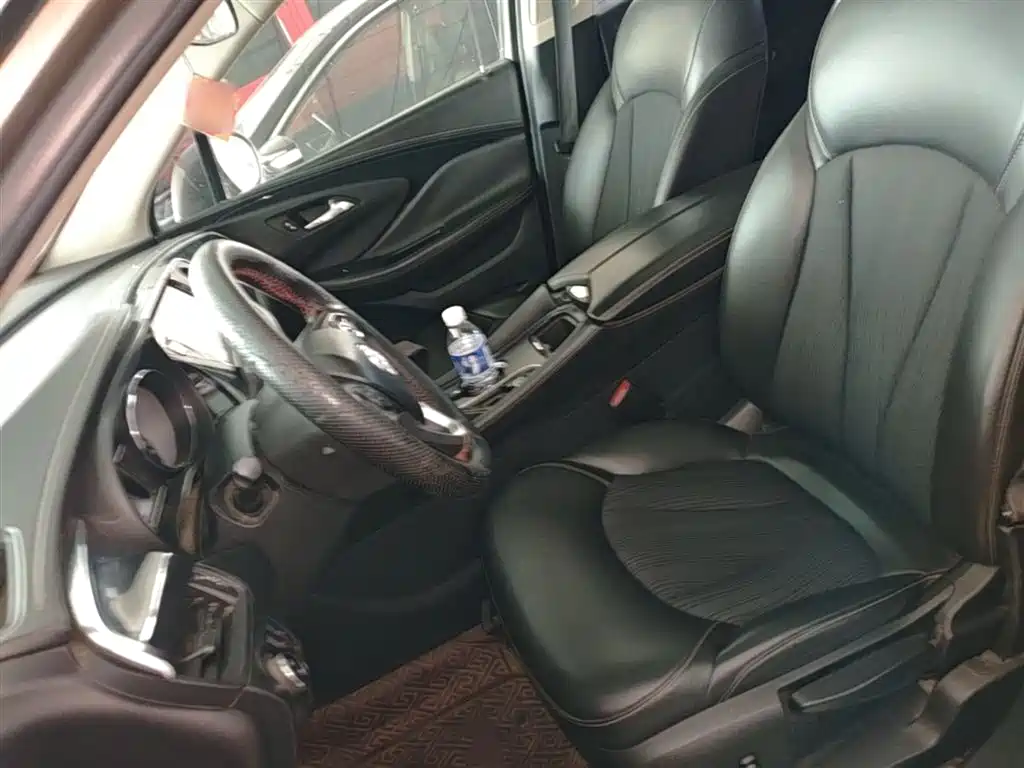 Buick Envision Plus 2017 — фото 15