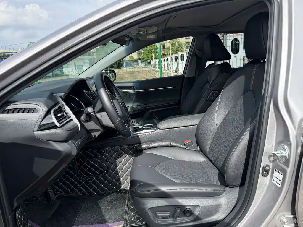 Toyota Camry 2023