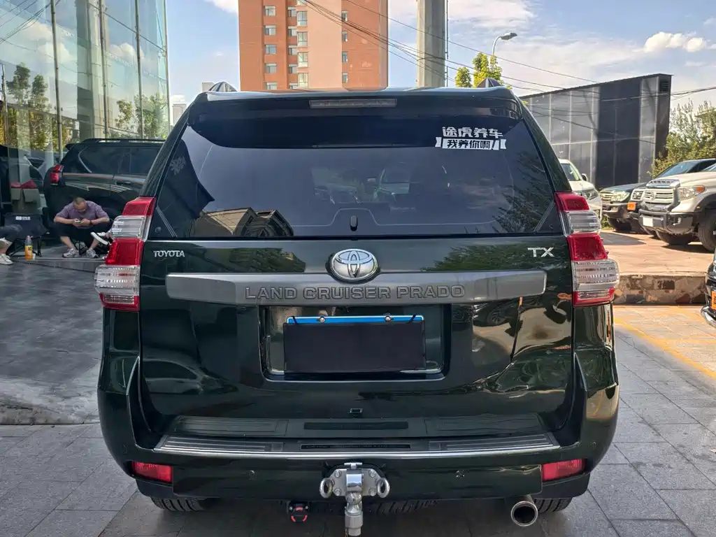 Toyota Prado 2017 — фото 5