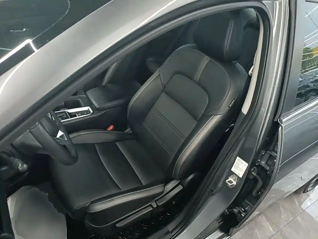 Nissan Sylphy 2022 — фото 15