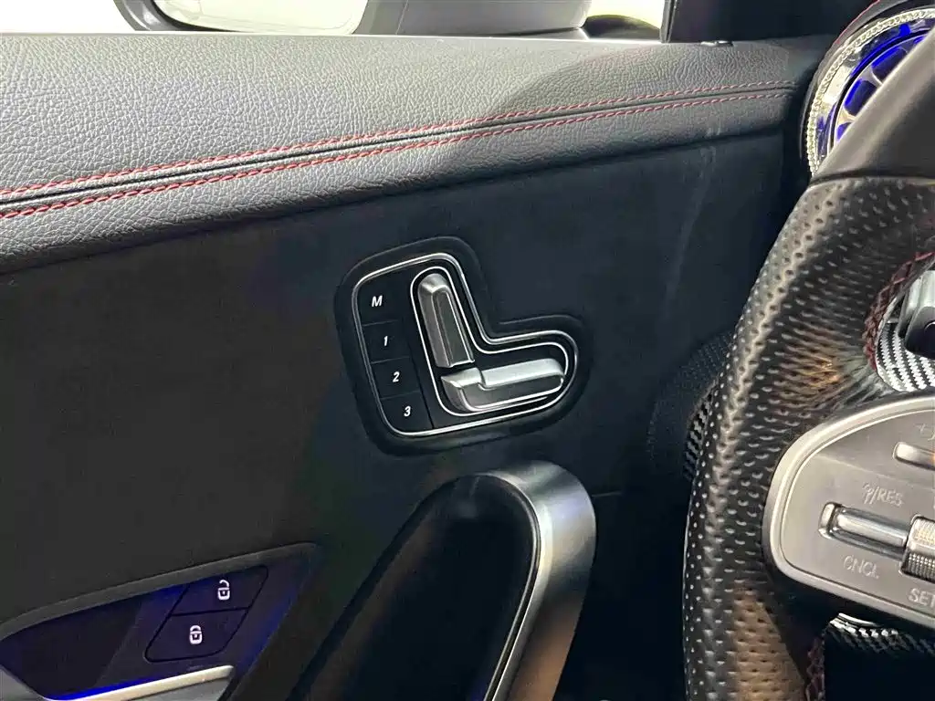 Mercedes-Benz CLA 2022 — фото 15
