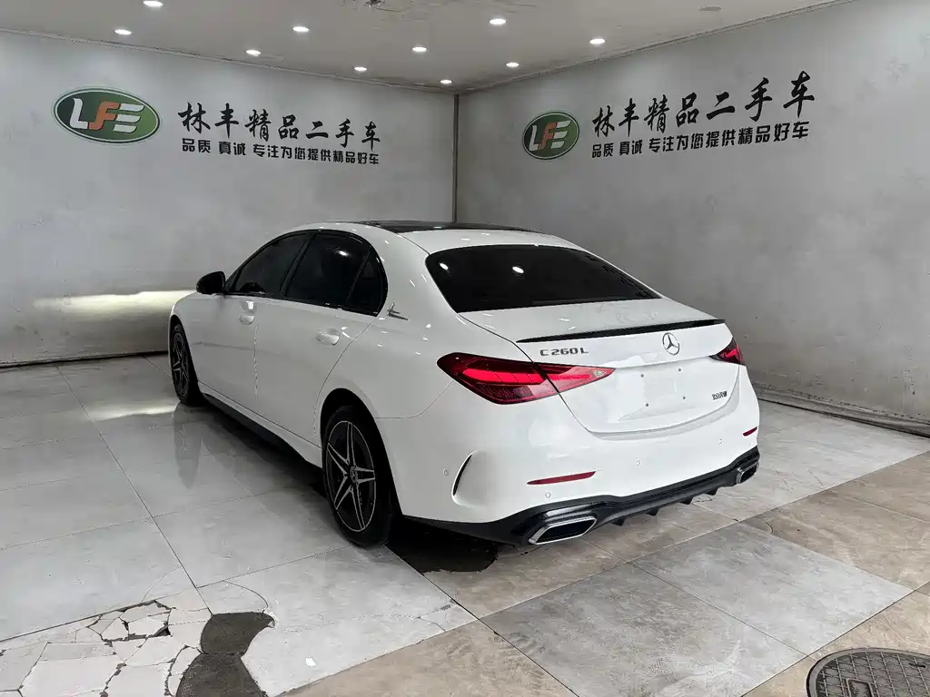 Mercedes-Benz C-Class 2025