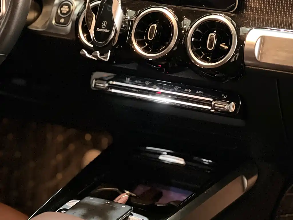Mercedes-Benz GLB 2020 — фото 11