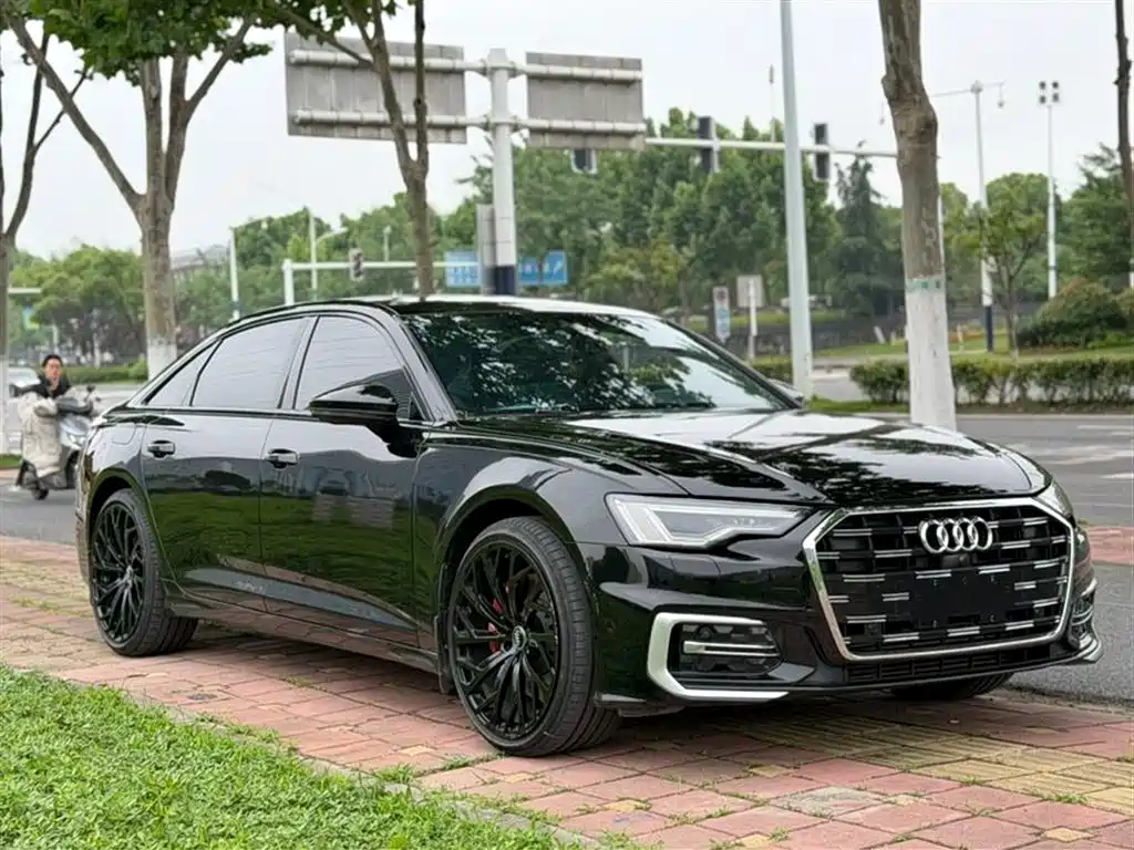 Audi A6L 2023