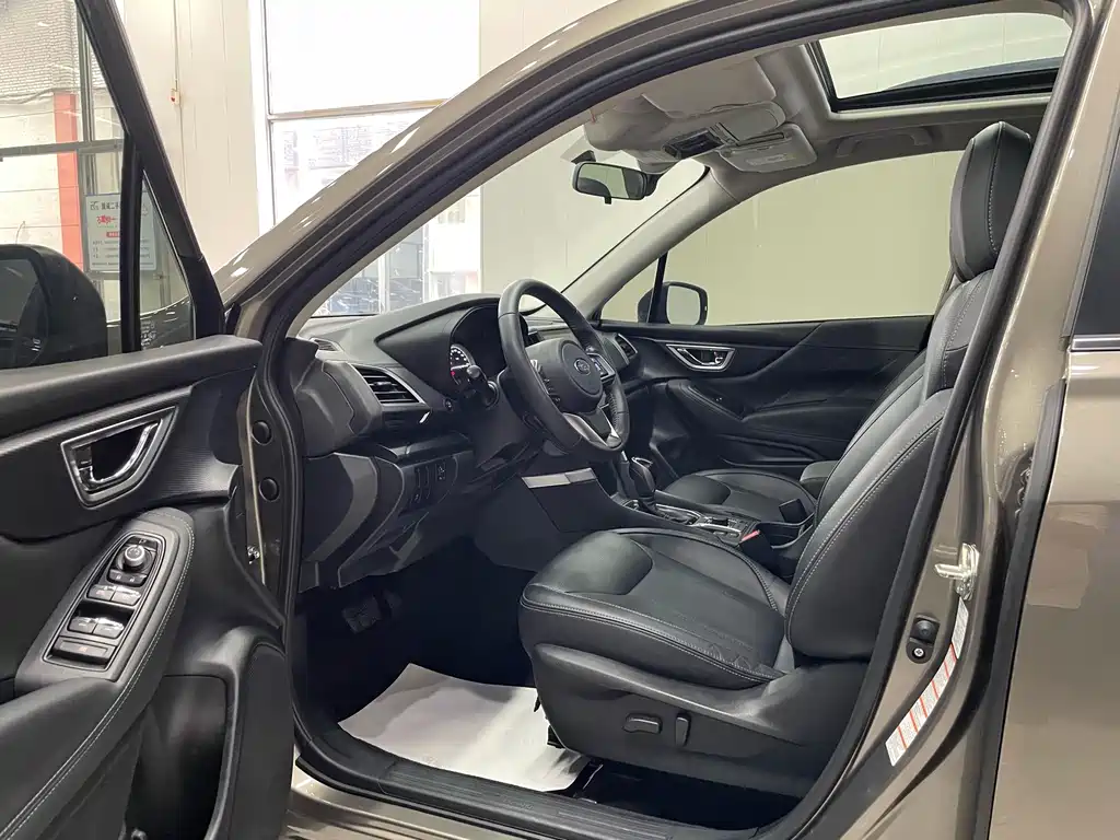 Subaru Forester 2020 — фото 14