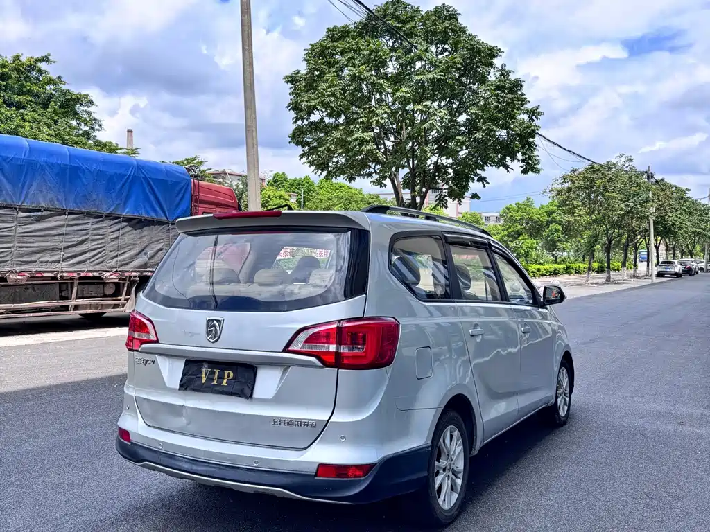 Baojun 730 2016
