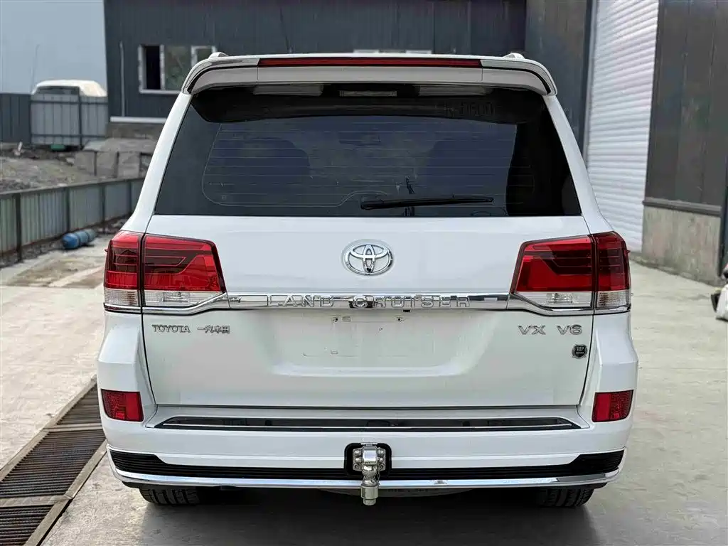 Toyota Land Cruiser 2014