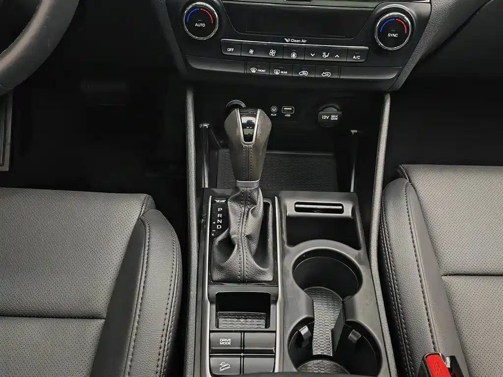 Hyundai Tucson 2016 — фото 13