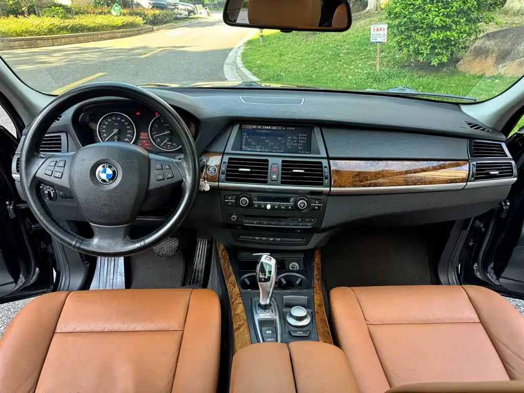 BMW X5 2009 — фото 14