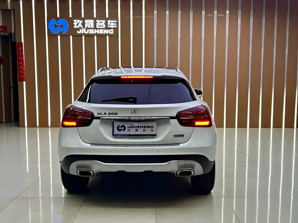 Mercedes-Benz GLA 2018 — фото 8