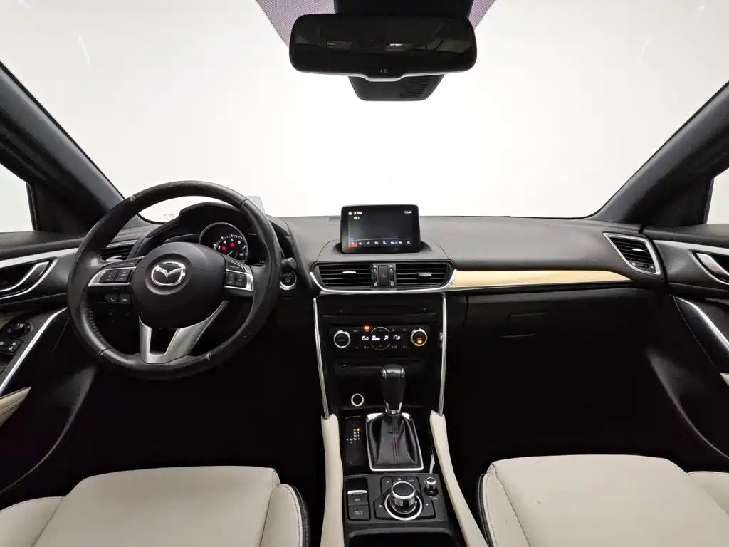 Mazda CX-4 2016