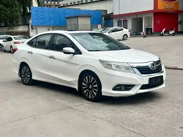 Honda Crider 2014