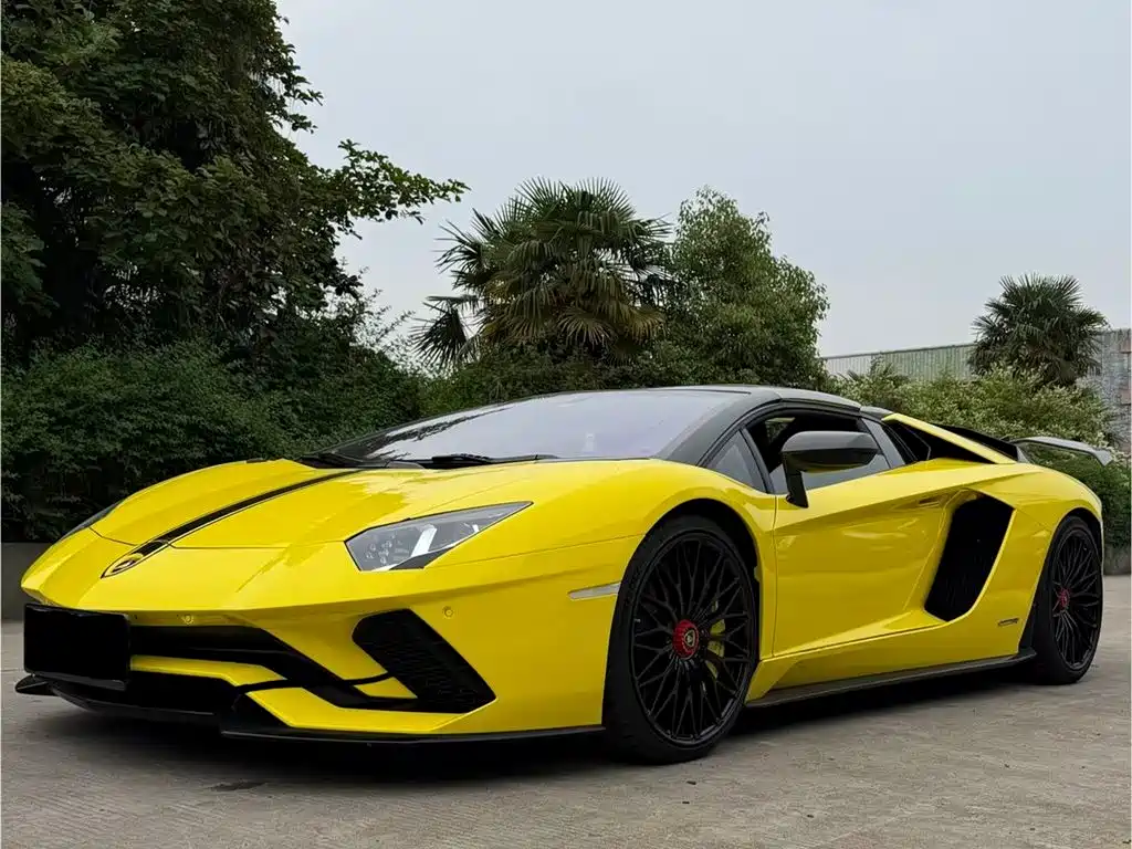 Lamborghini Aventador 2018 — фото 8
