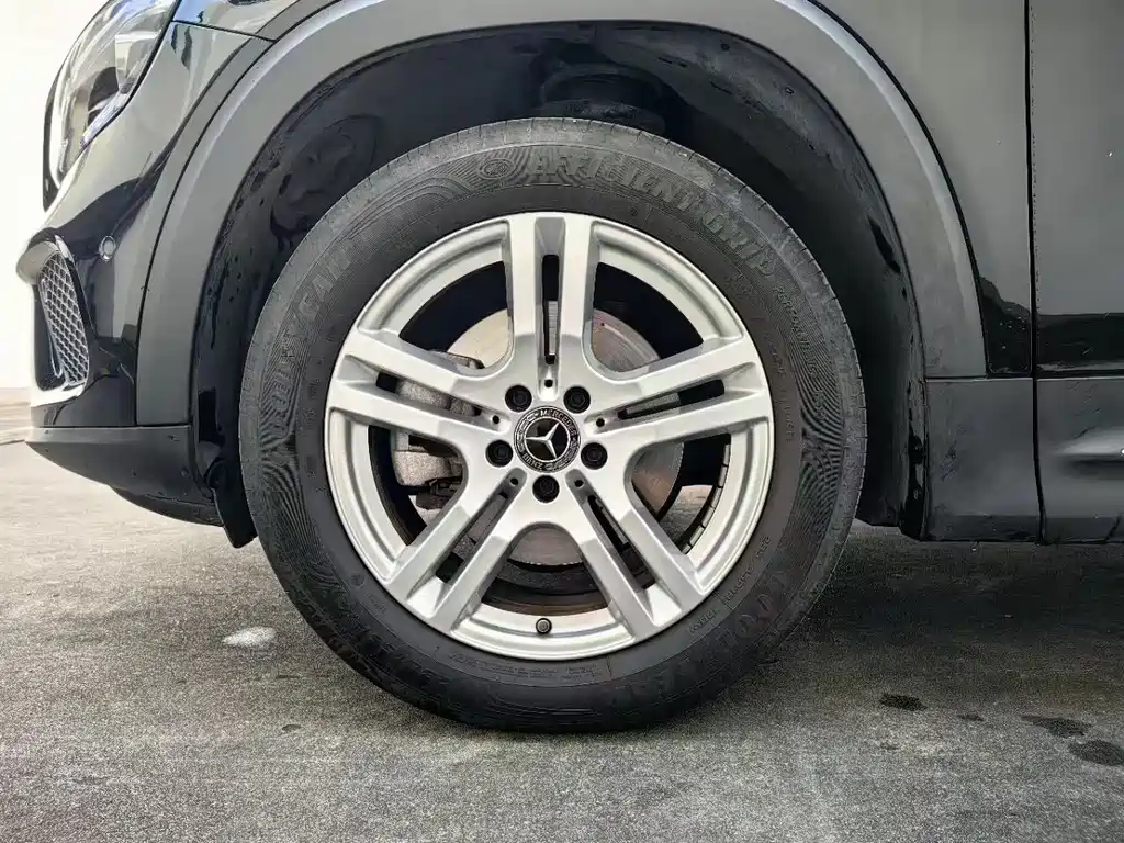 Mercedes-Benz GLB 2022