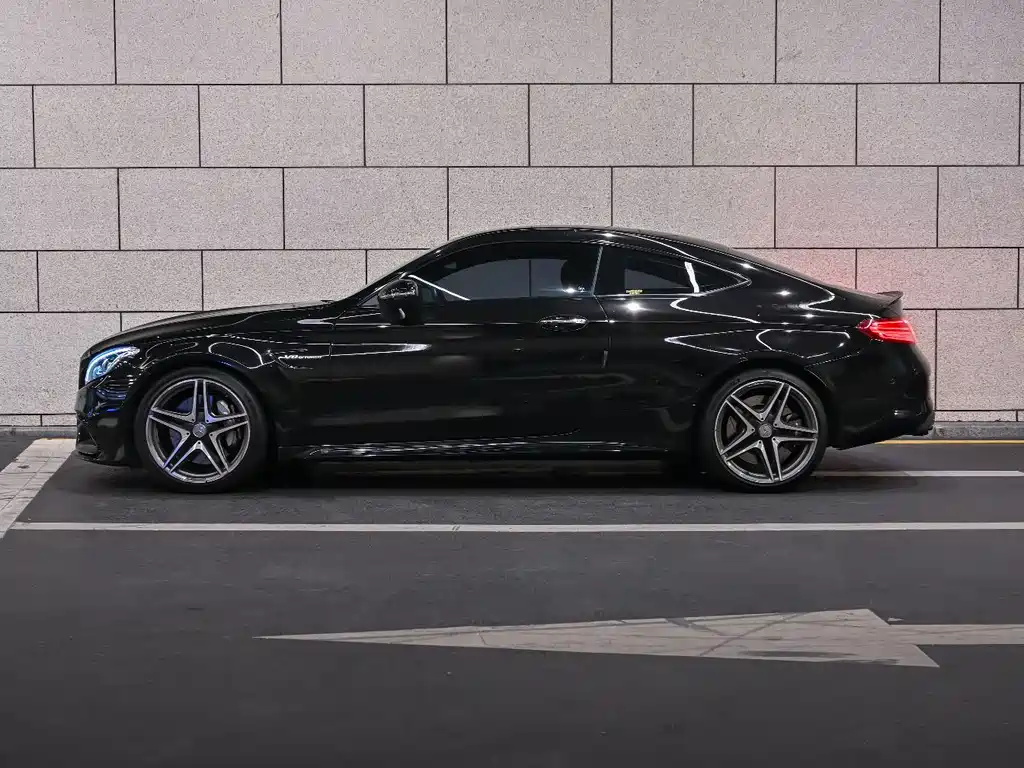 Mercedes-Benz C-Class AMG 2018 — фото 17