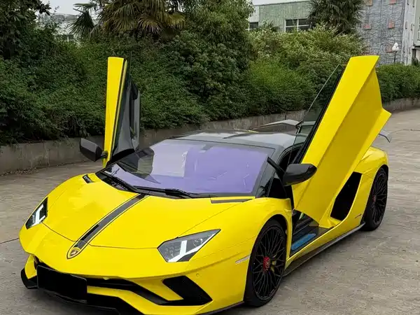 Lamborghini Aventador 2018